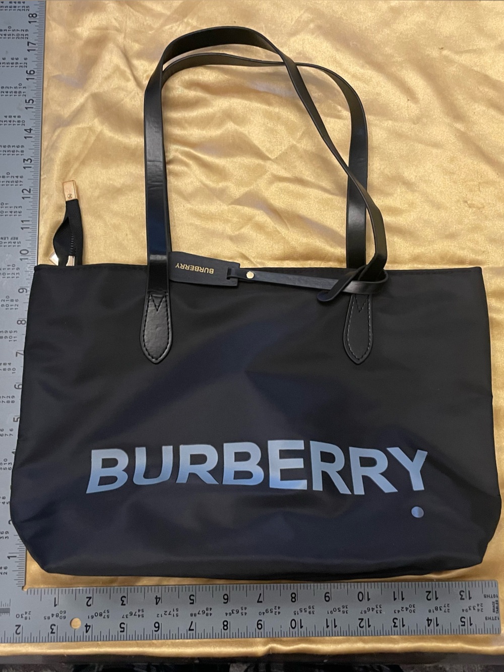 Burberry Black Tote with Light Gray Logo PARFUMS GWP new